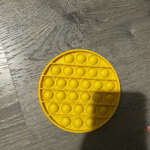 Multiple fidgets - Picture 4 of 10